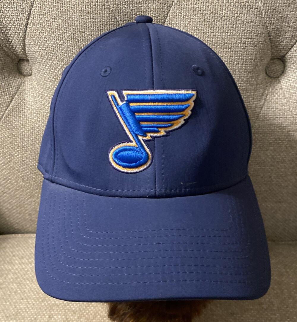 St. Louis Blues Blue S/M Stretch Flex Fit Hat Cap Fanatics NHL Hockey